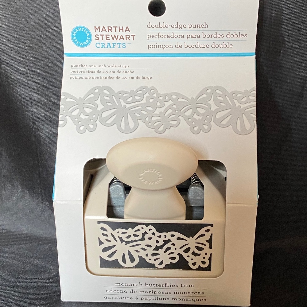 Martha Stewart Crafts Doubled Edged Butterflies Punch NEW
